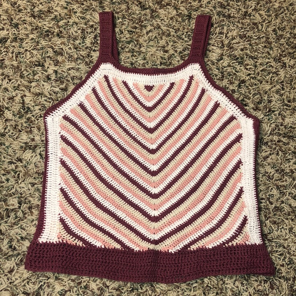 Forever 21 knitted crop